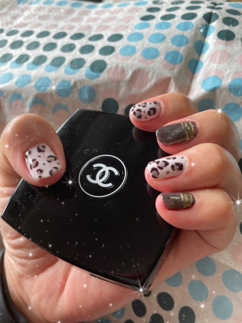 nail